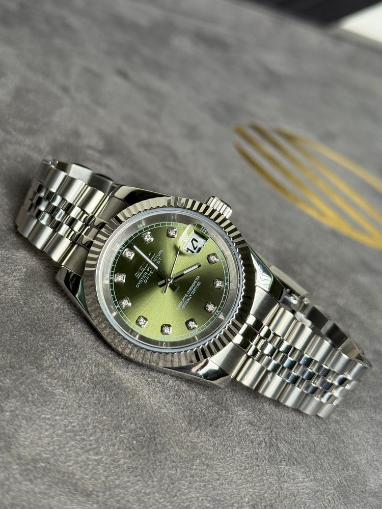 Custom Seiko DateJust style automatic watch, Olive Green dial, stone numerals, 39mm