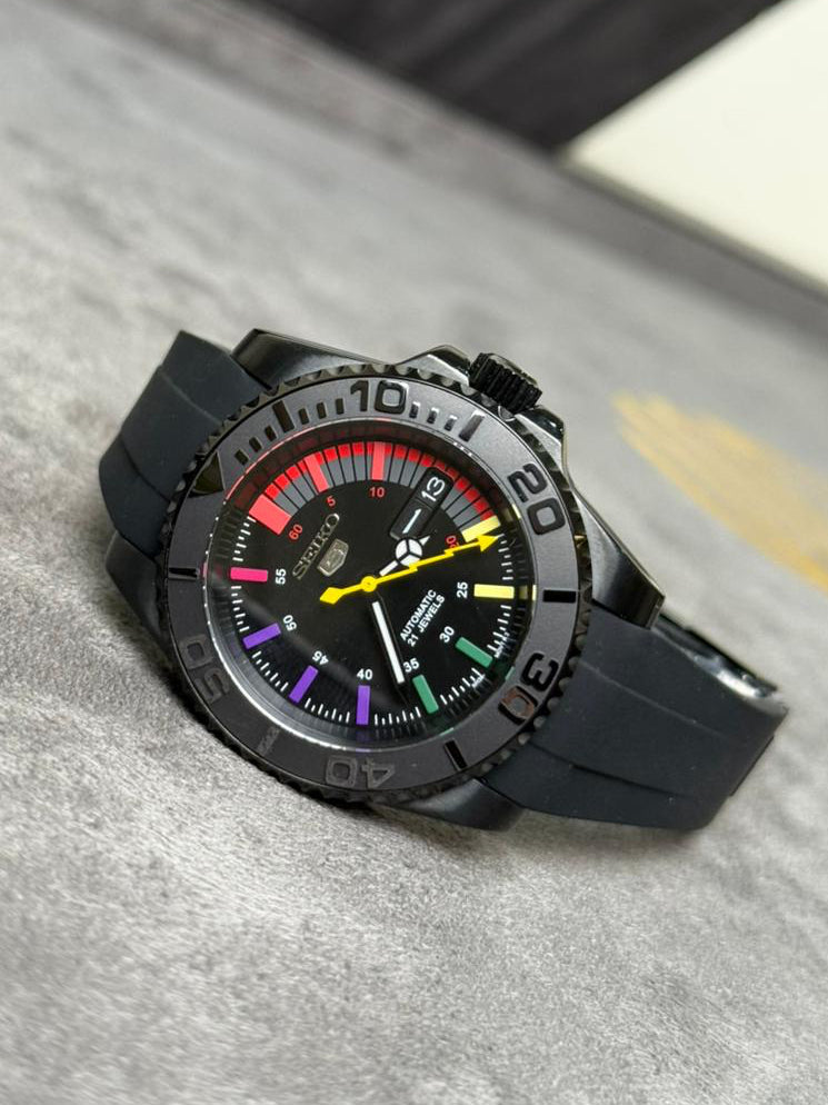 Custom Seiko Astronix automatic watch, 40mm