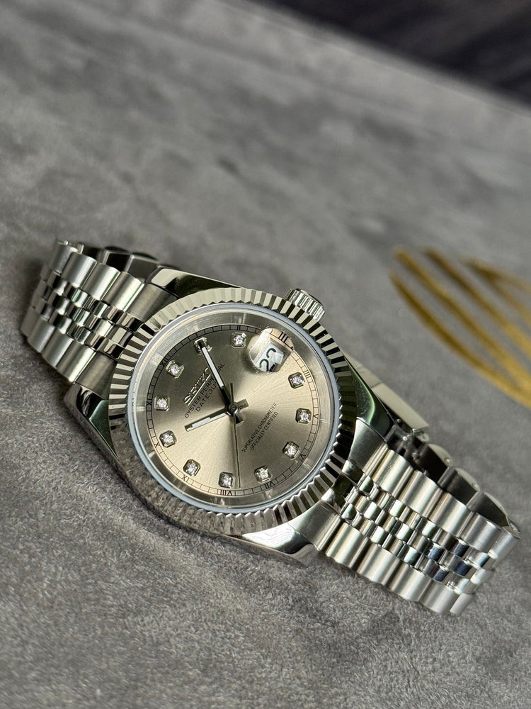 Custom Seiko DateJust style automatic watch, Champagne dial, stone numerals, 39mm