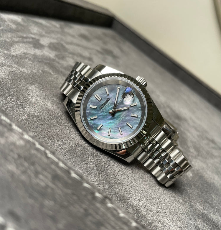 Custom Seiko pearl automatic watch, 39mm