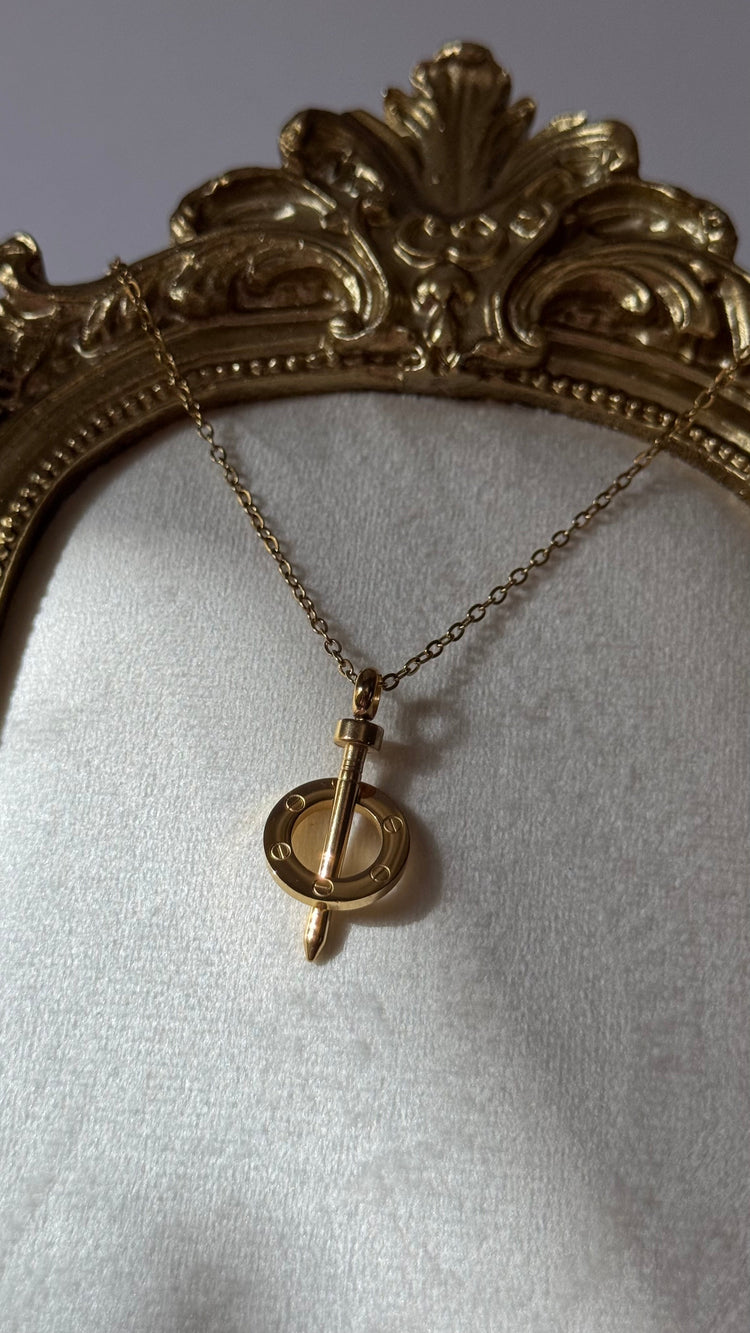 Perla Necklace jewelry piece
