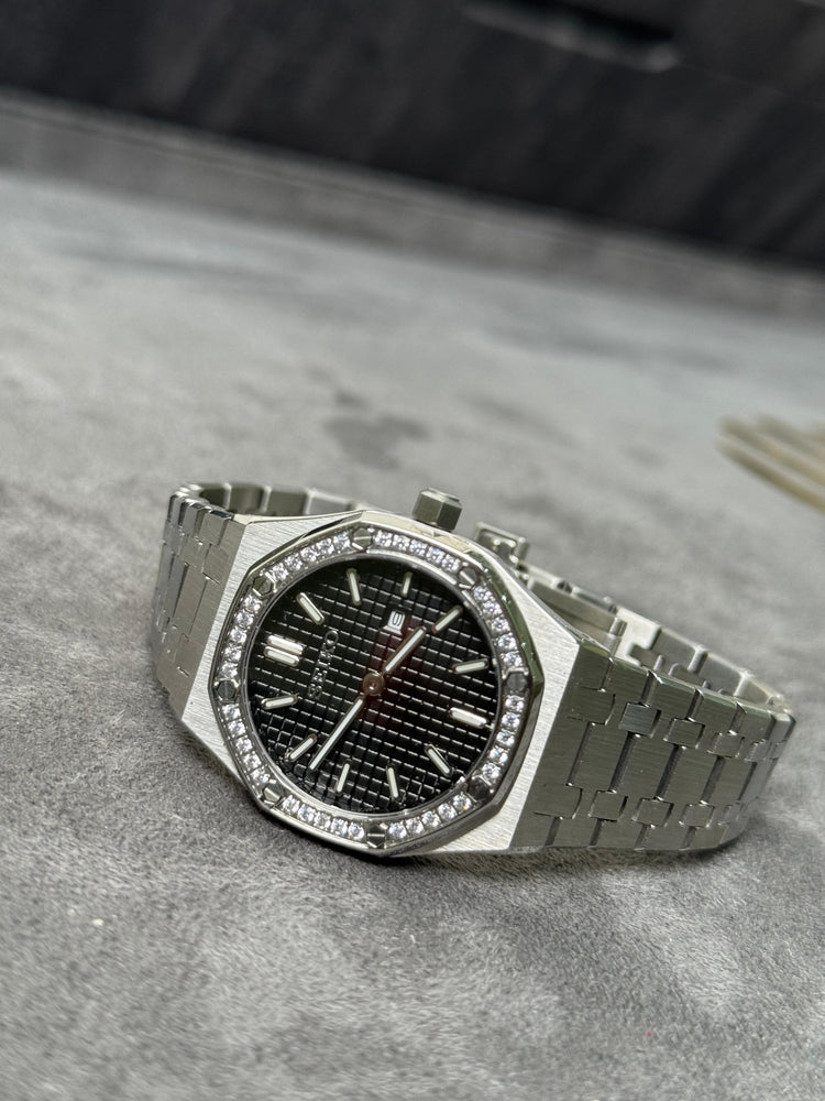 Custom Seiko Crest automatic watch, Black dial