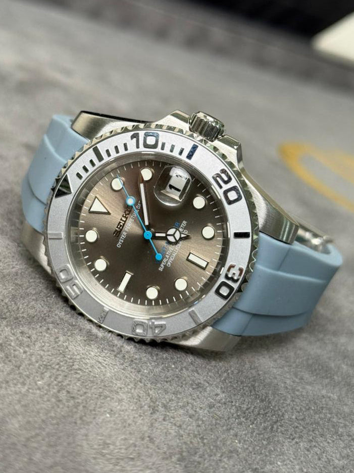 Custom Seiko nautical style Rubber automatic watch, Grey dial, rubber strap, 40mm