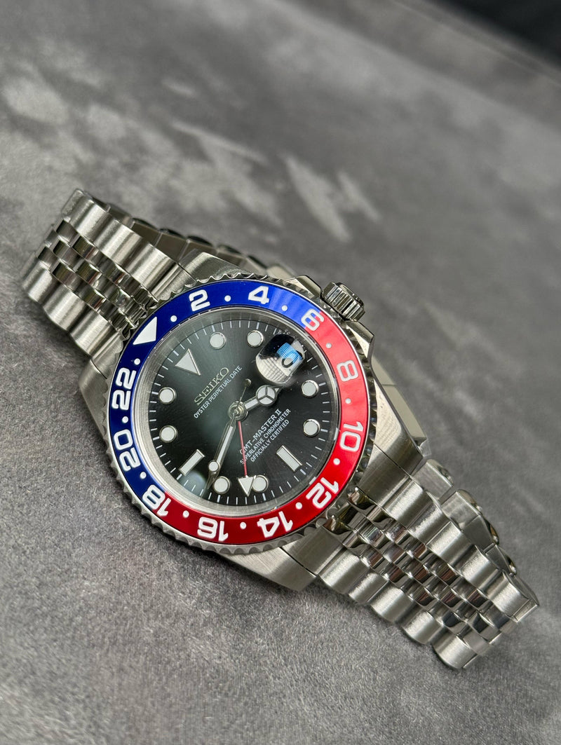 Custom Seiko GMT Pepsi on a steel jubilee bracelet - Watchdial UAE