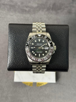 Seiko GMT Bruce Wayne